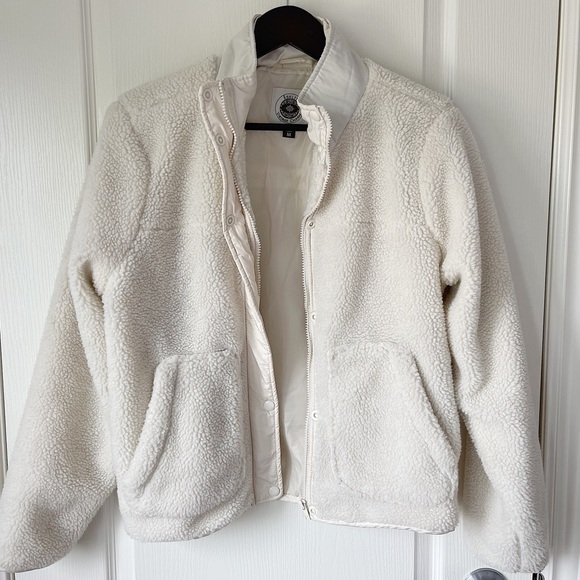 Women’s Sherpa Jacket - Picture 1 of 5